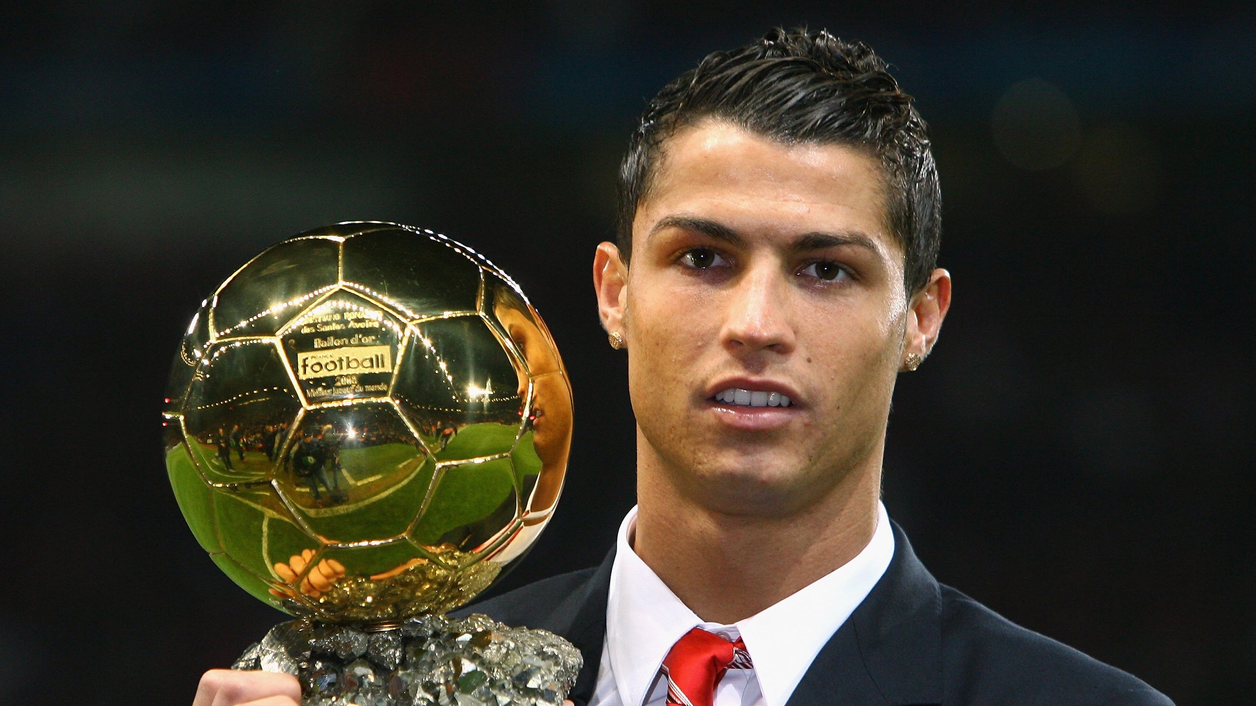 球员在赛季数据上稳步提升进入球探视野，球员进阶需要什么