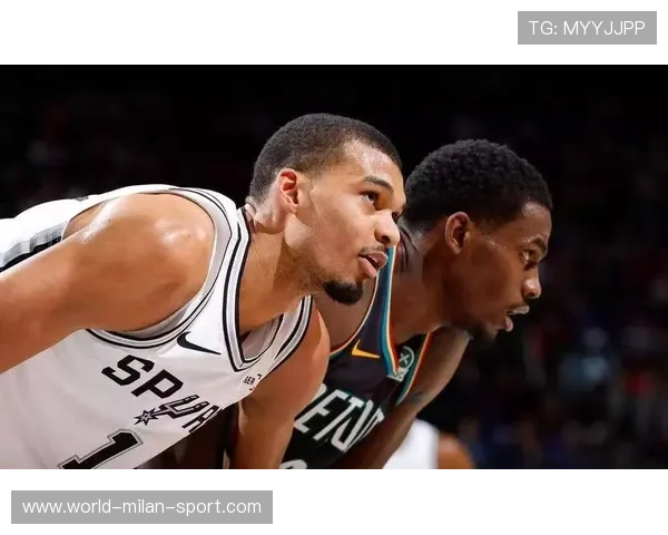 马刺末节防守压迫，对手远投连续偏出，马刺队防守悍将