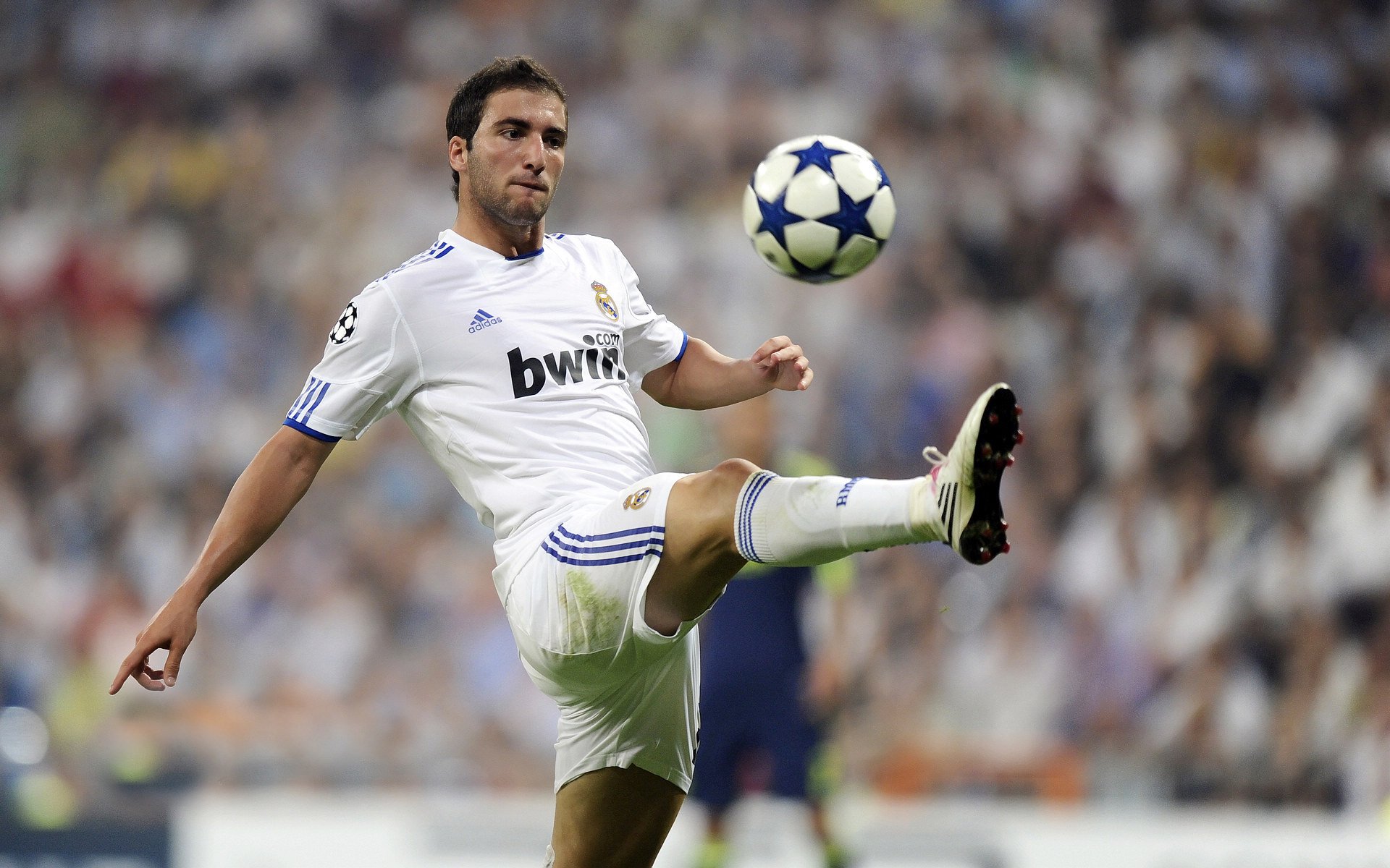 ac米兰官方网站-《FIFA“虚拟世界杯”全民足球狂欢开启！》